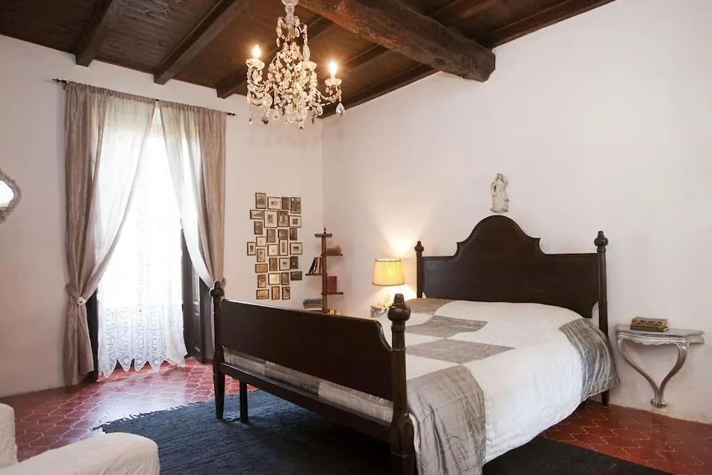 Lucio Fontana'S Experience Apartment Comabbio